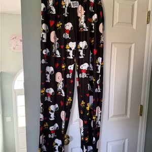 NWT Black Snoopy & Woodstock Heart Pajama Pants
